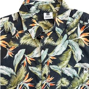 DC Men’s Tropical Bird Of Paradise Long Sleeve Button Down Shirt Black Size M